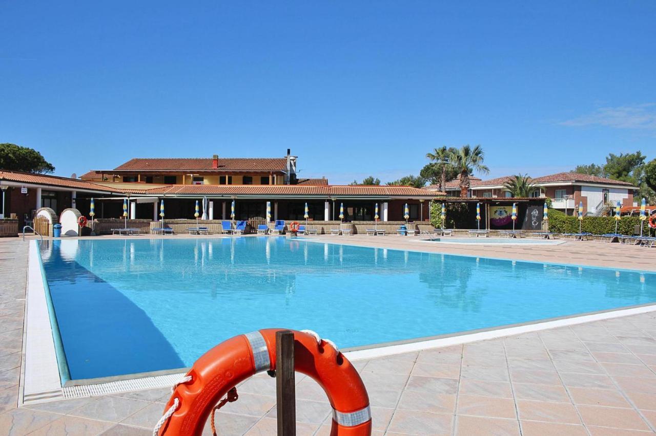 מרינה די צ'צ'ינה Apartment La Cecinella In Cecina Mare מראה חיצוני תמונה